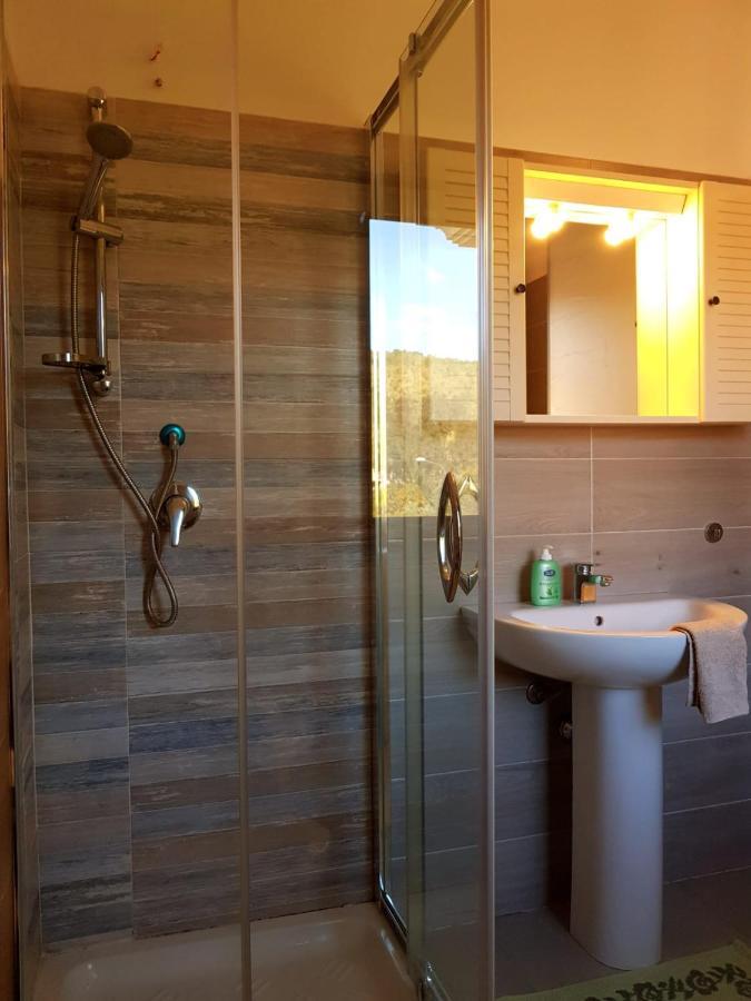 Borgo San Giorgio Apartman Àrbatax Kültér fotó