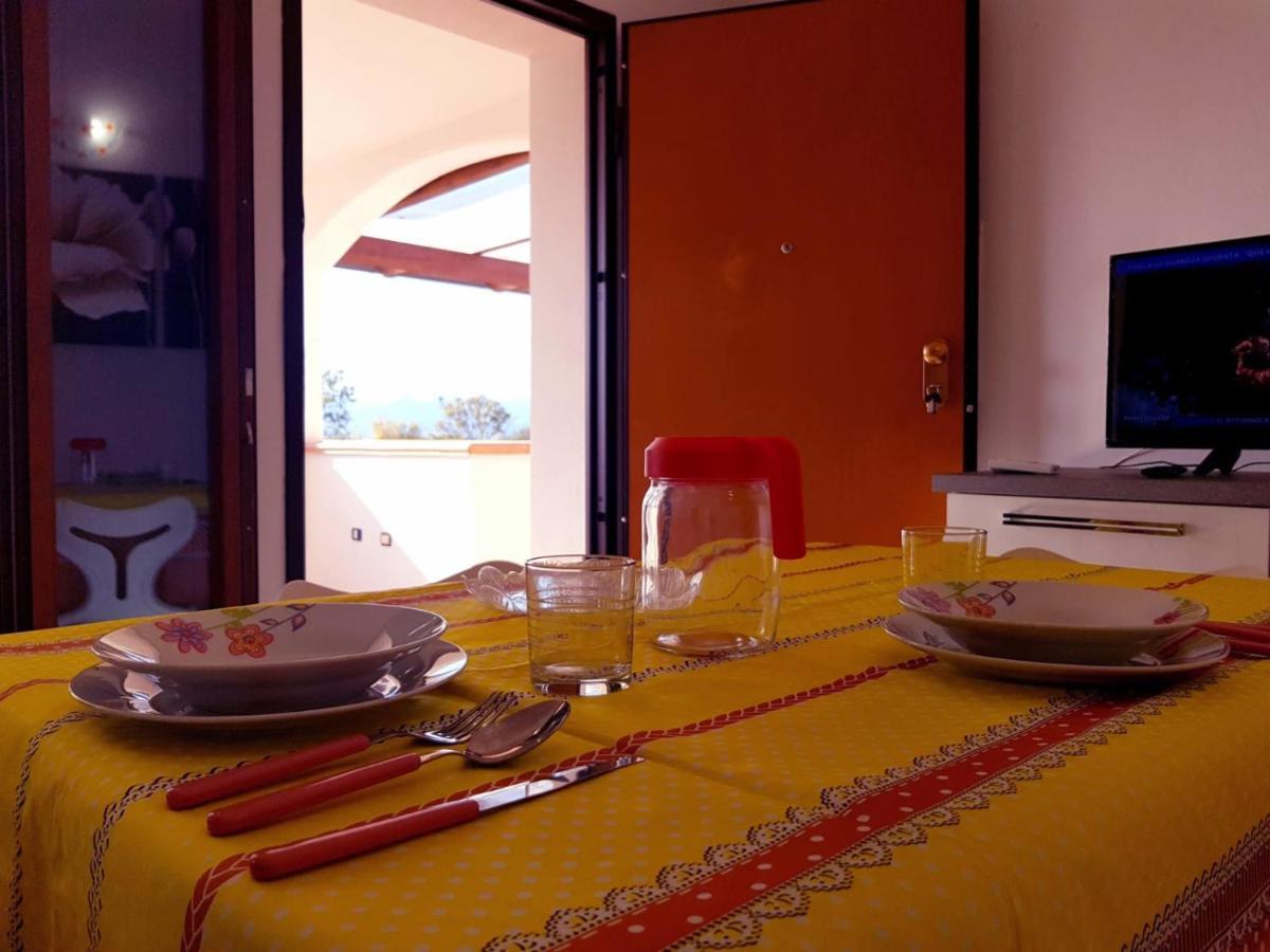 Borgo San Giorgio Apartman Àrbatax Kültér fotó