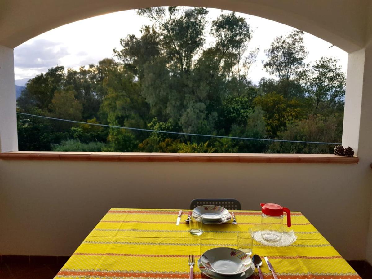 Borgo San Giorgio Apartman Àrbatax Kültér fotó